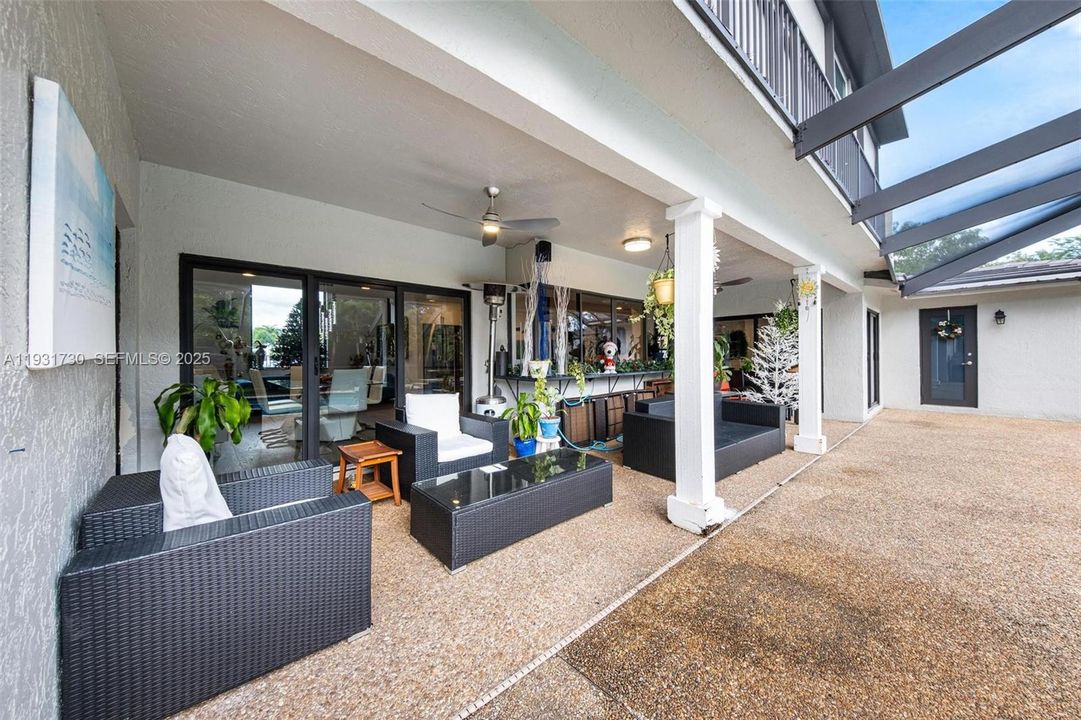 For Sale: $1,350,000 (4 beds, 4 baths, 3192 Square Feet)