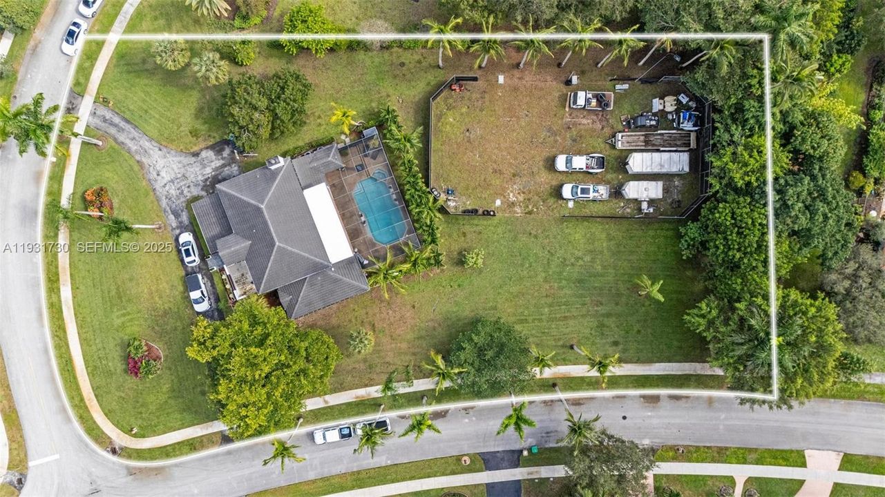 For Sale: $1,350,000 (4 beds, 4 baths, 3192 Square Feet)