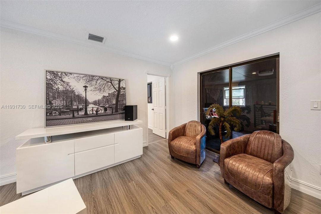 For Sale: $1,350,000 (4 beds, 4 baths, 3192 Square Feet)