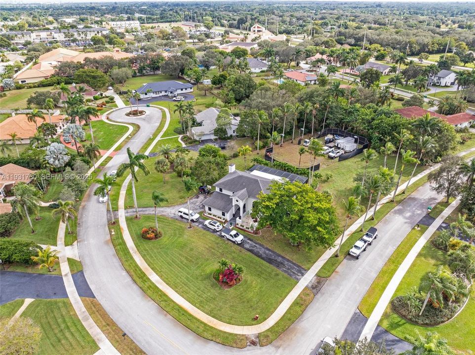 For Sale: $1,350,000 (4 beds, 4 baths, 3192 Square Feet)