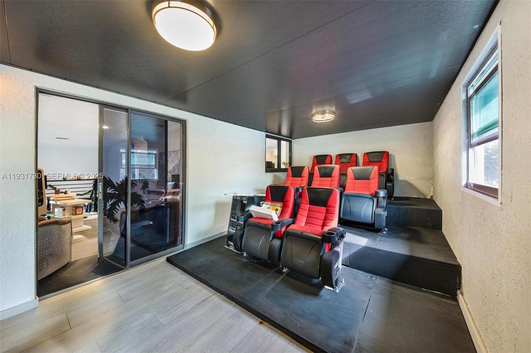 For Sale: $1,350,000 (4 beds, 4 baths, 3192 Square Feet)