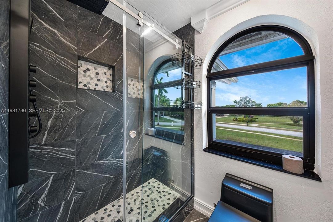 For Sale: $1,350,000 (4 beds, 4 baths, 3192 Square Feet)