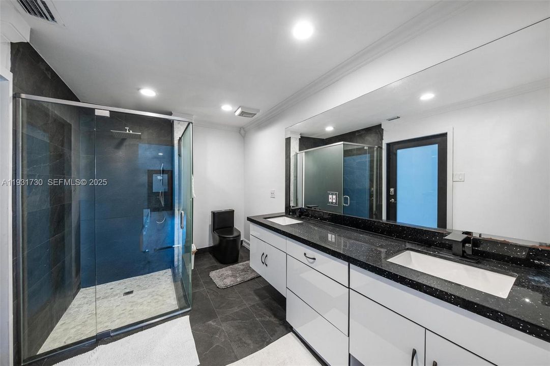 For Sale: $1,350,000 (4 beds, 4 baths, 3192 Square Feet)