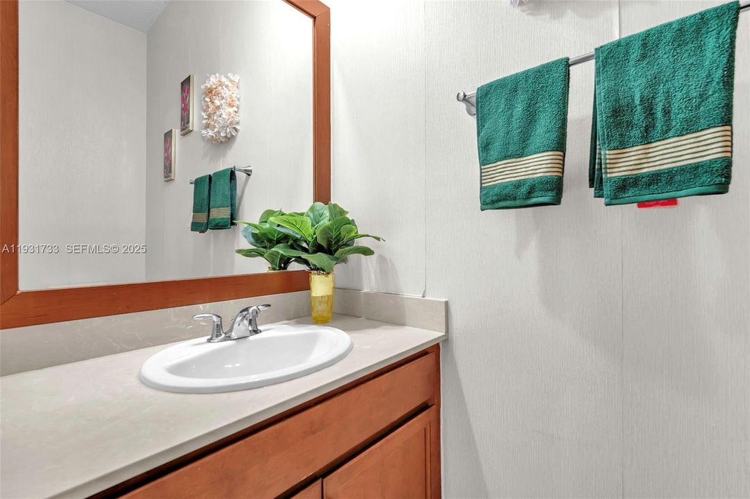 En Renta: $5,500 (5 camas, 3 baños, 2436 Pies cuadrados)