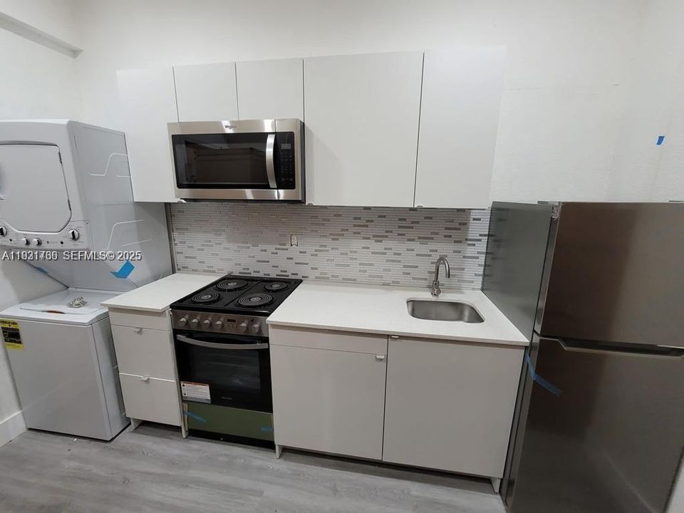 For Rent: $1,850 (2 beds, 1 baths, 5271 Square Feet)