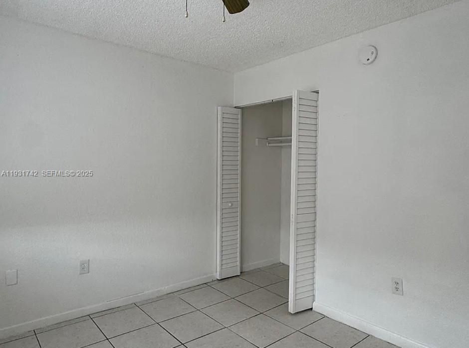 出租: $2,100 (2 贝兹, 1 浴室, 840 平方英尺)