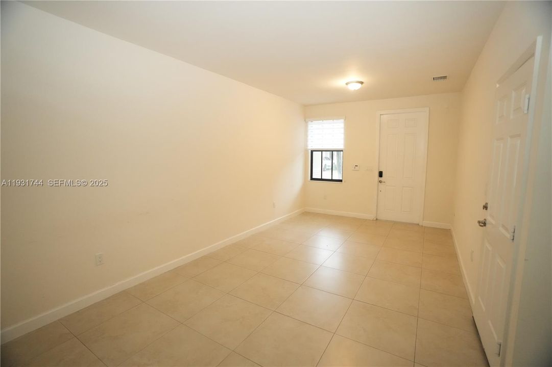 For Rent: $4,200 (4 beds, 3 baths, 2206 Square Feet)