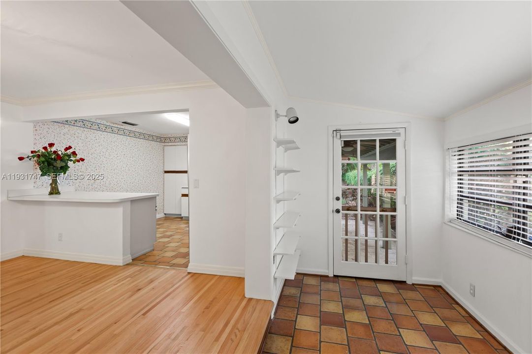 En Renta: $5,998 (4 camas, 3 baños, 2054 Pies cuadrados)