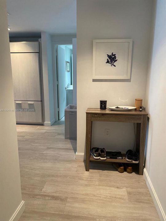 For Rent: $3,300 (1 beds, 1 baths, 684 Square Feet)