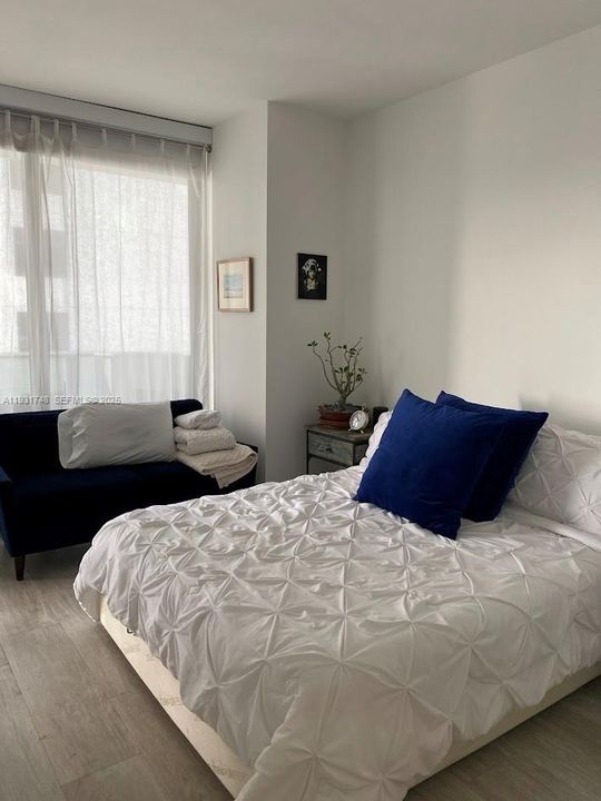 For Rent: $3,300 (1 beds, 1 baths, 684 Square Feet)