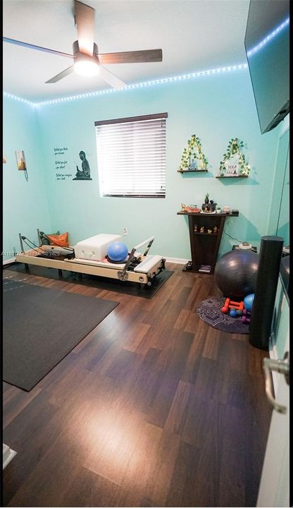 На продажу: $650,000 (5 спален, 3 ванн, 2835 Квадратных фут)