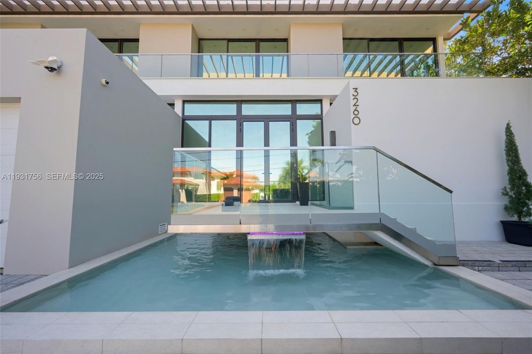 For Rent: $60,000 (5 beds, 5 baths, 5492 Square Feet)