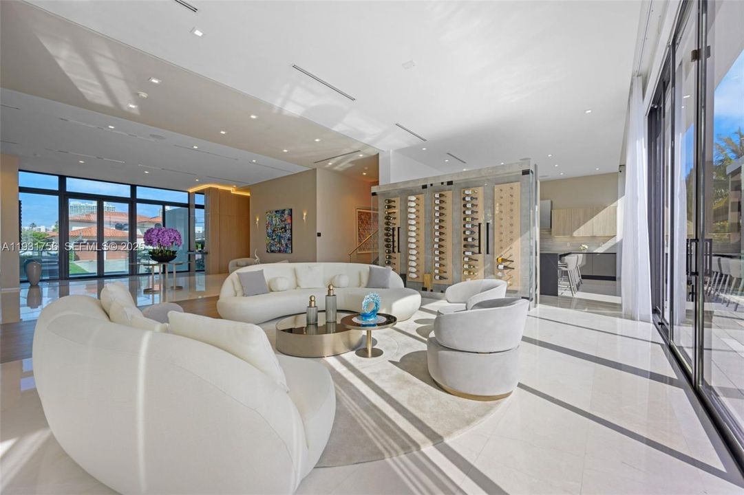 For Rent: $60,000 (5 beds, 5 baths, 5492 Square Feet)