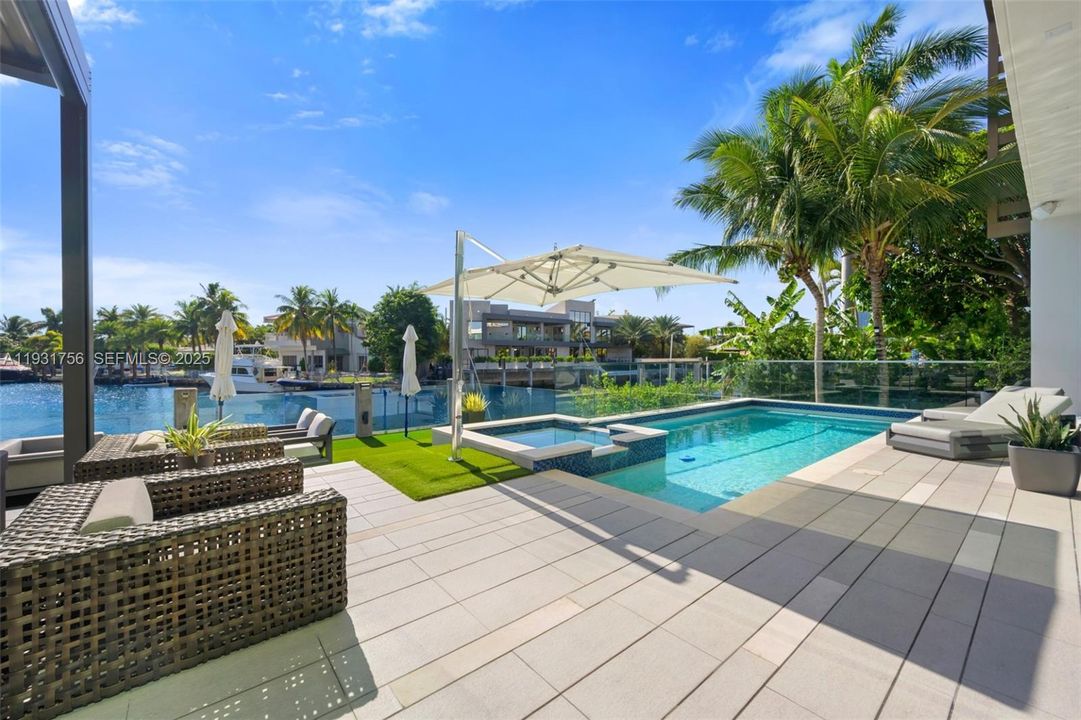 For Rent: $60,000 (5 beds, 5 baths, 5492 Square Feet)