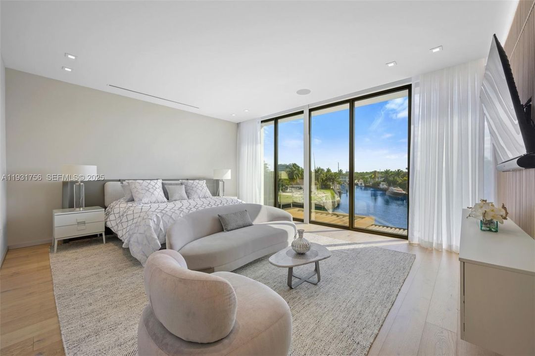 For Rent: $60,000 (5 beds, 5 baths, 5492 Square Feet)