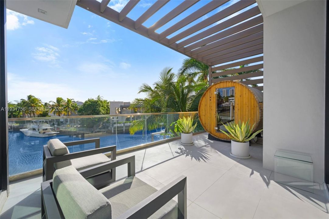 For Rent: $60,000 (5 beds, 5 baths, 5492 Square Feet)