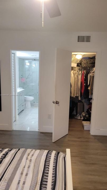 В аренду: $2,200 (2 спален, 2 ванн, 972 Квадратных фут)