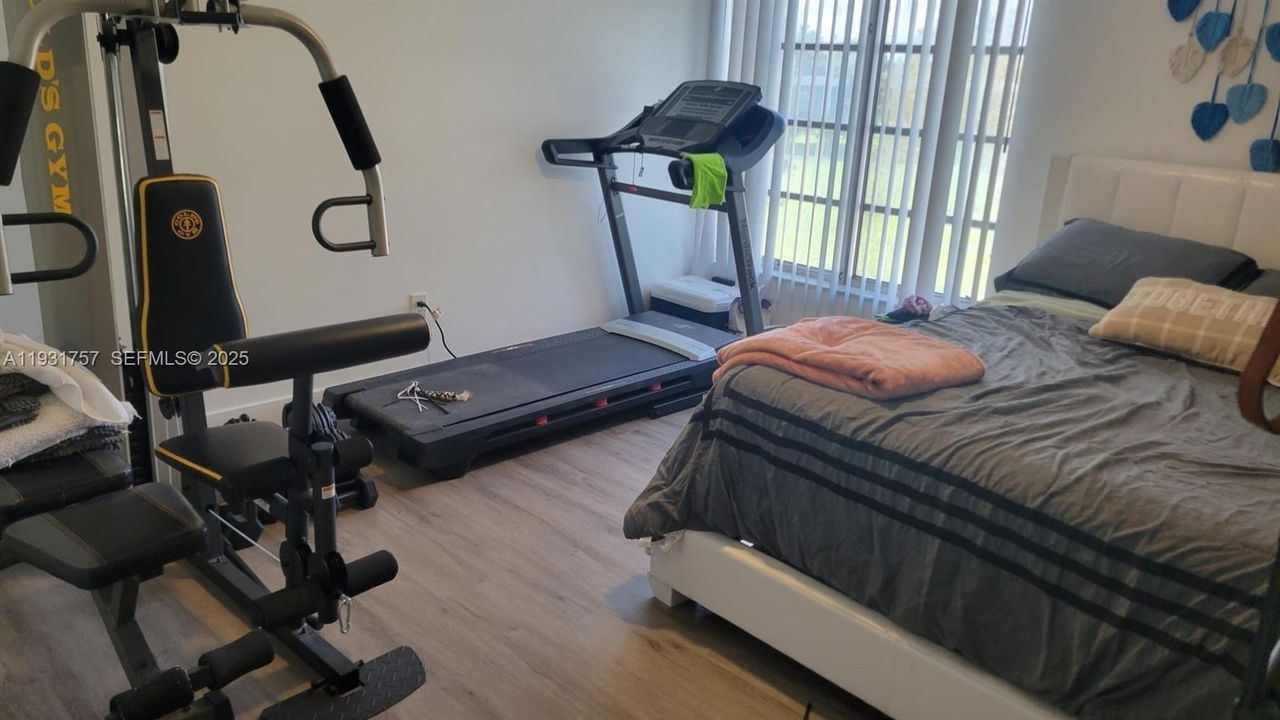 В аренду: $2,200 (2 спален, 2 ванн, 972 Квадратных фут)