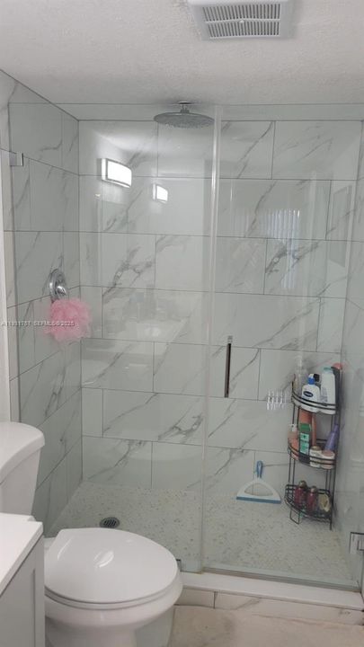 В аренду: $2,200 (2 спален, 2 ванн, 972 Квадратных фут)