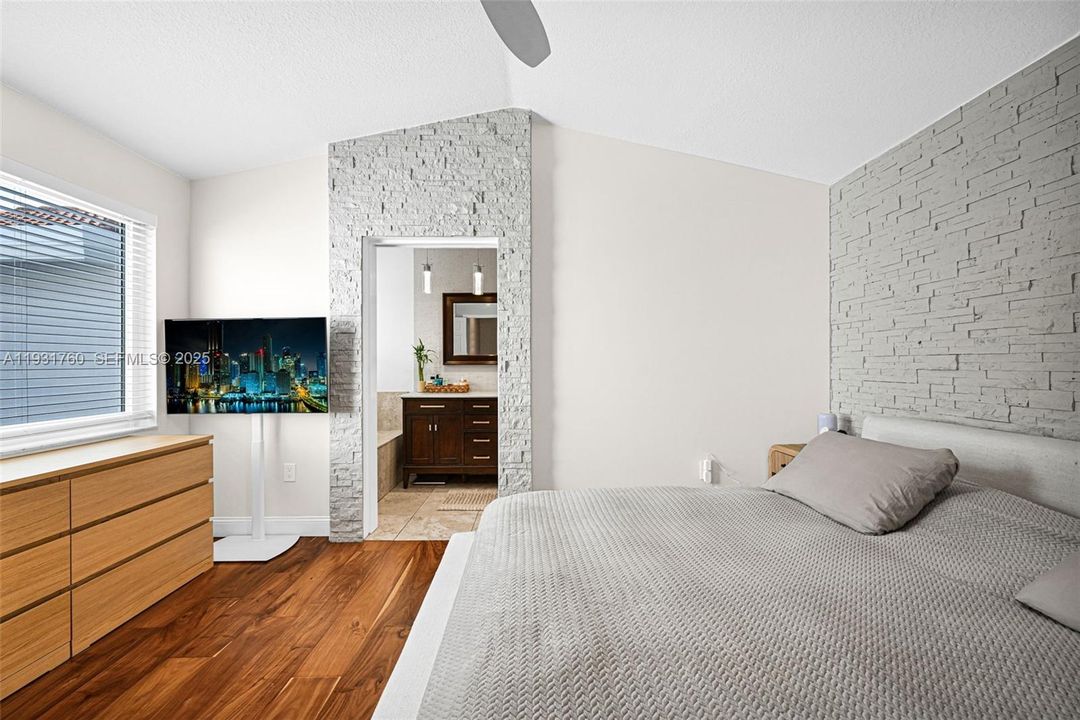 待售: $649,000 (3 贝兹, 3 浴室, 1604 平方英尺)