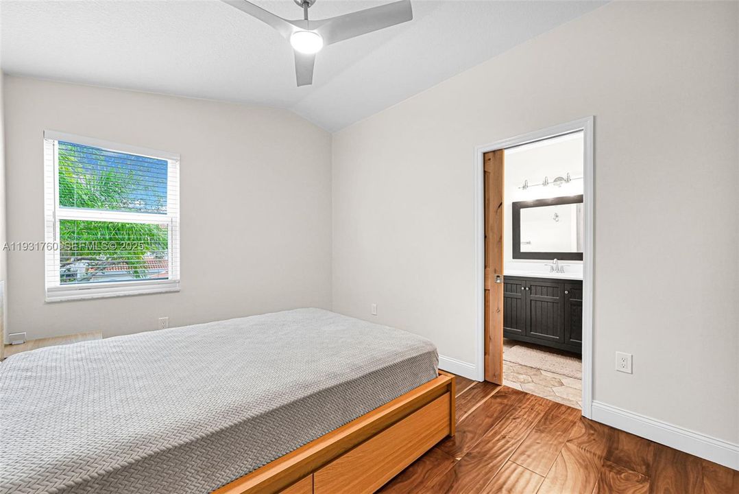 待售: $649,000 (3 贝兹, 3 浴室, 1604 平方英尺)