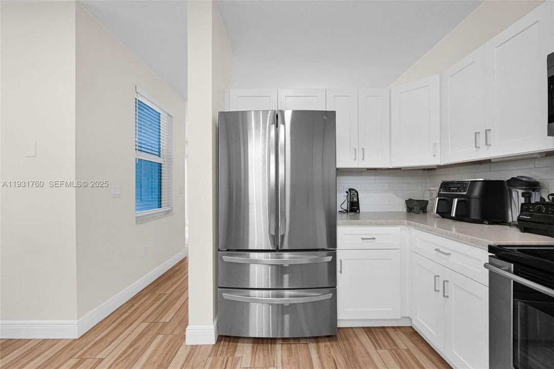 待售: $649,000 (3 贝兹, 3 浴室, 1604 平方英尺)