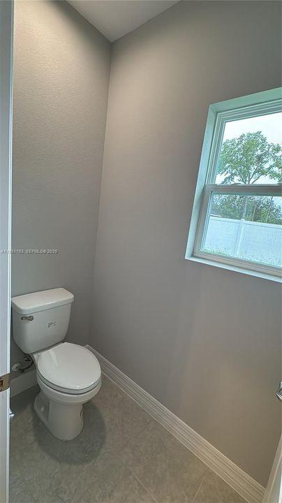 En Venta: $349,000 (4 camas, 3 baños, 1990 Pies cuadrados)