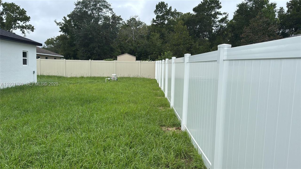 En Venta: $349,000 (4 camas, 3 baños, 1990 Pies cuadrados)