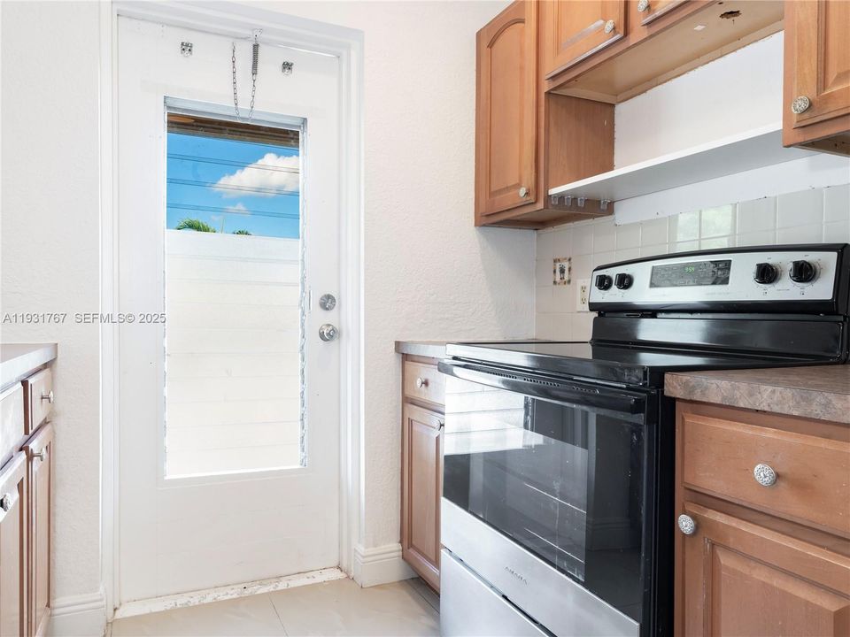 На продажу: $345,000 (0 спален, 0 ванн, 945 Квадратных фут)