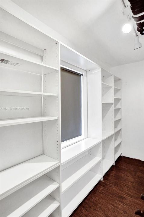 Spacious primary bdrm walk in closet