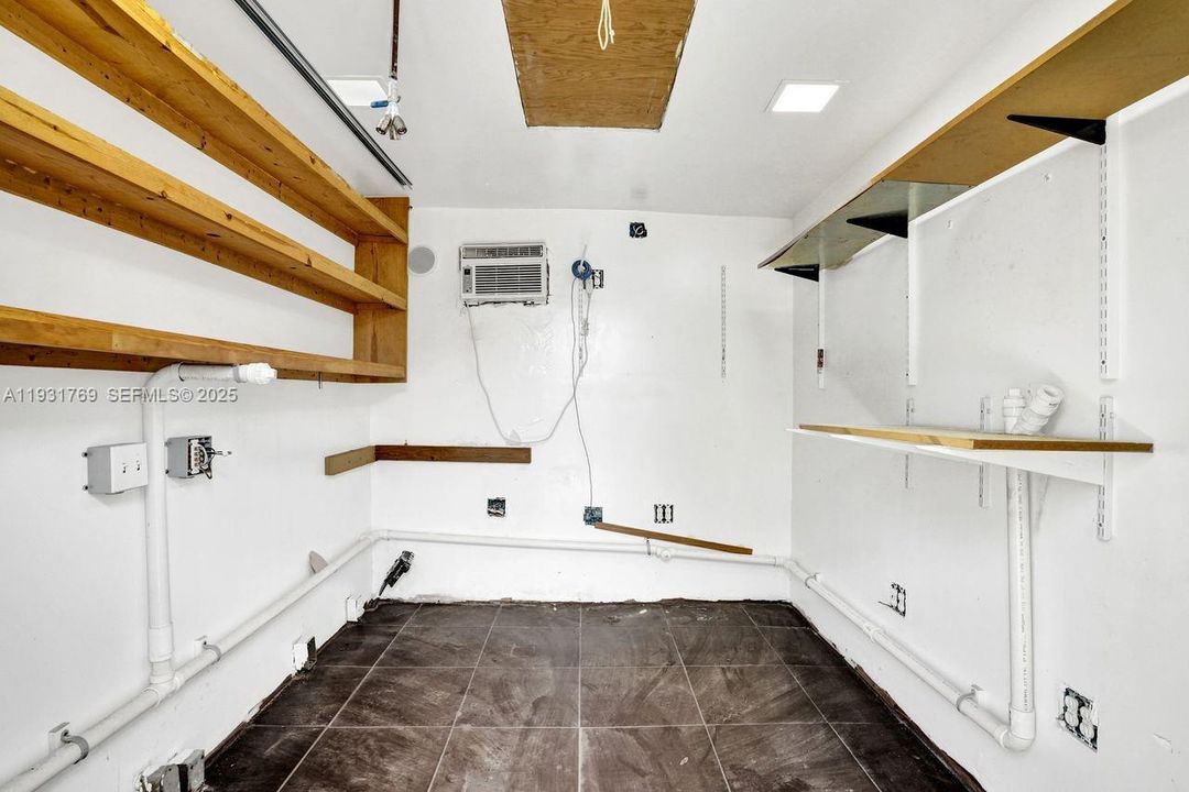 Detached shed (one of two sheds)