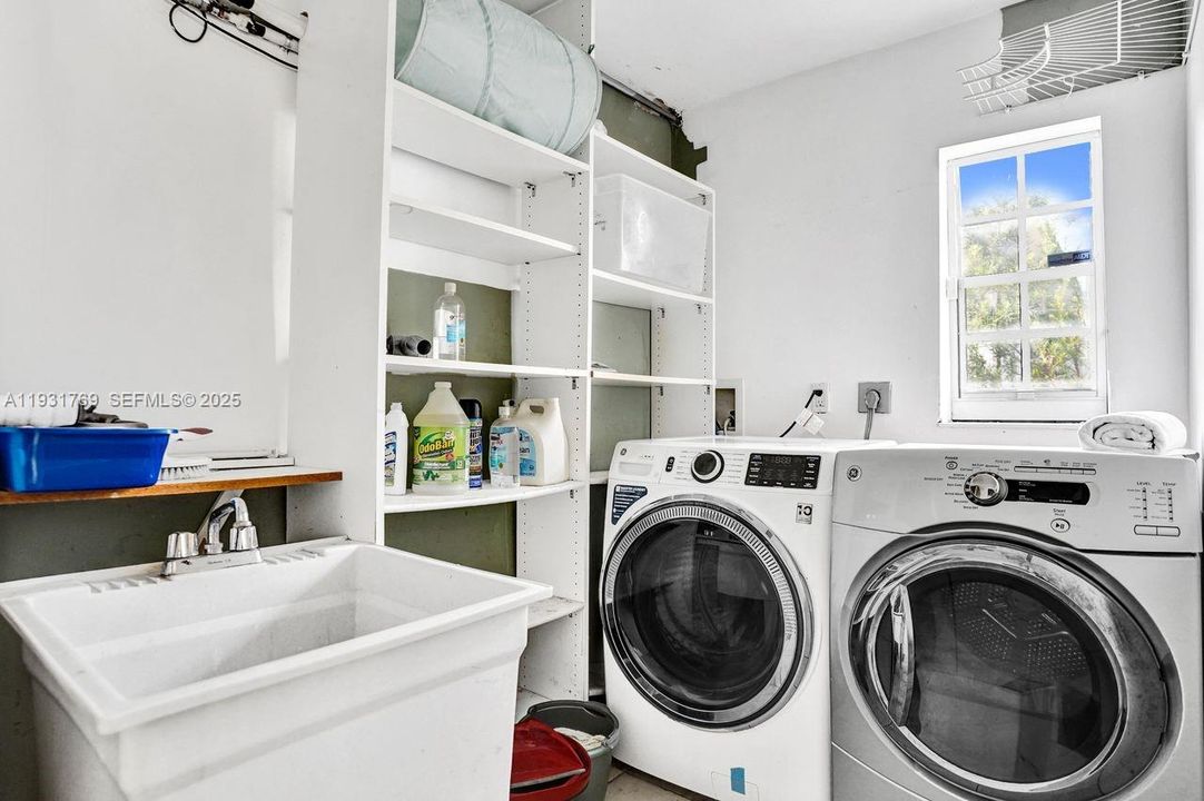 Under air Laundry/utility