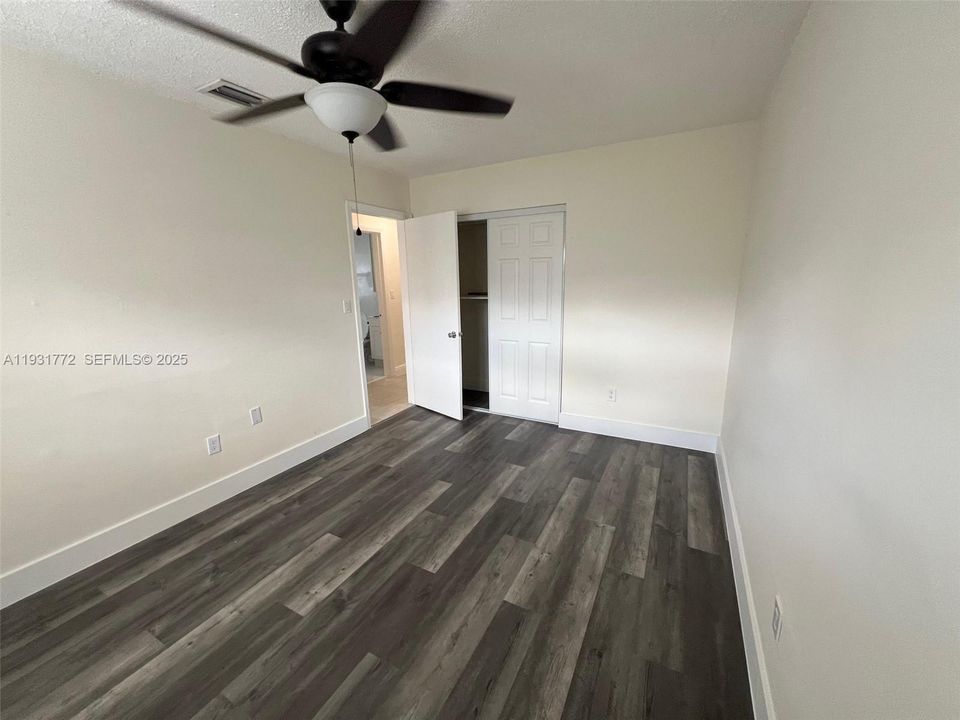 For Rent: $2,800 (3 beds, 1 baths, 1310 Square Feet)