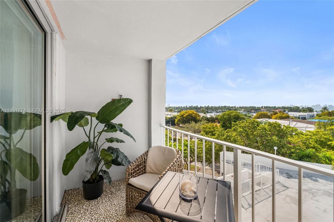 En Venta: $260,000 (1 camas, 1 baños, 970 Pies cuadrados)