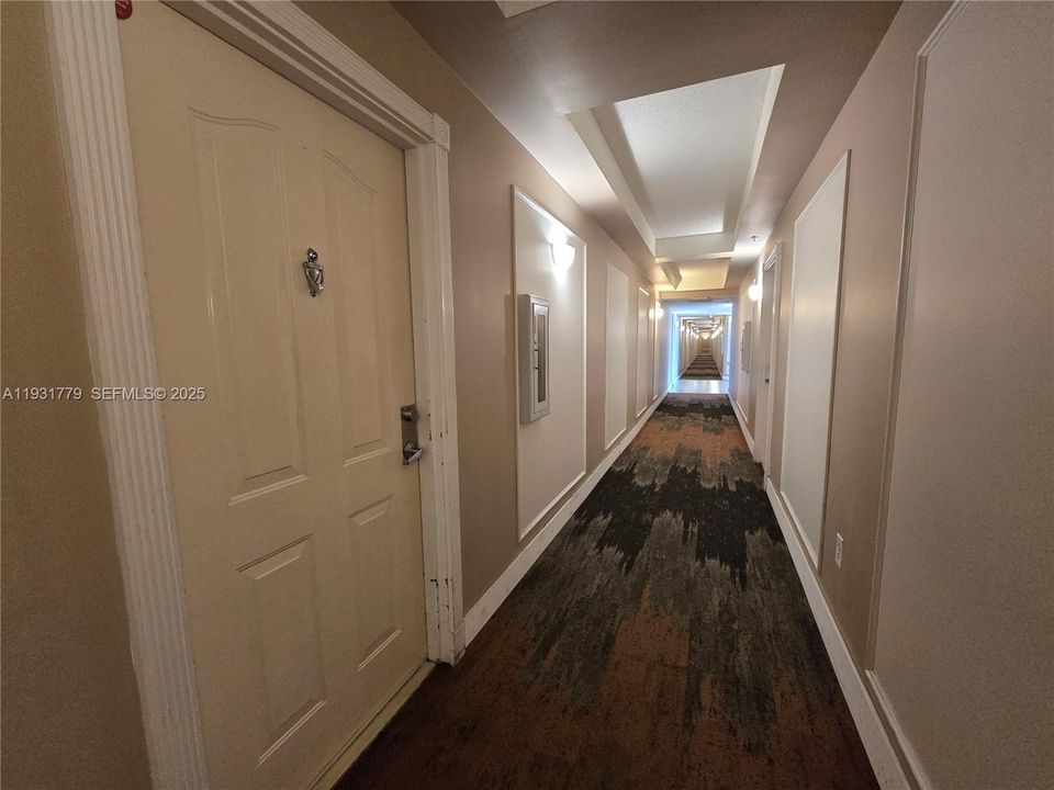 В аренду: $2,350 (2 спален, 2 ванн, 923 Квадратных фут)