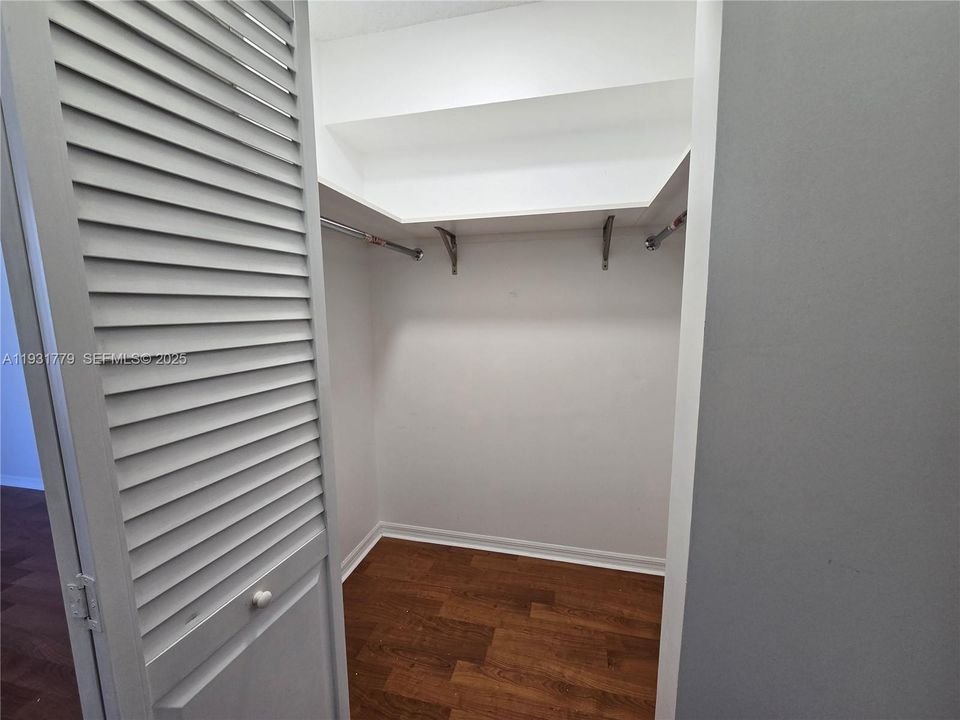 В аренду: $2,350 (2 спален, 2 ванн, 923 Квадратных фут)