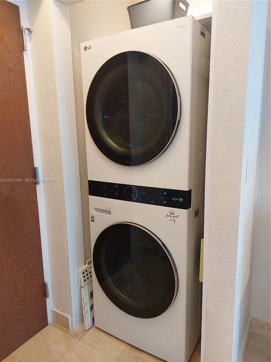 He smart Washer/Dryer