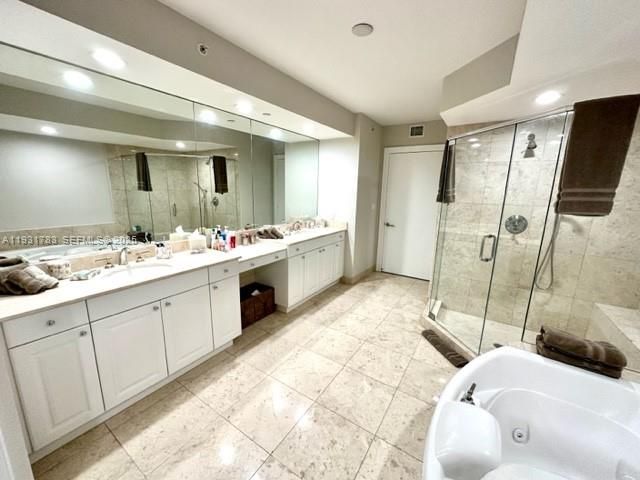 En Renta: $10,500 (3 camas, 3 baños, 3264 Pies cuadrados)