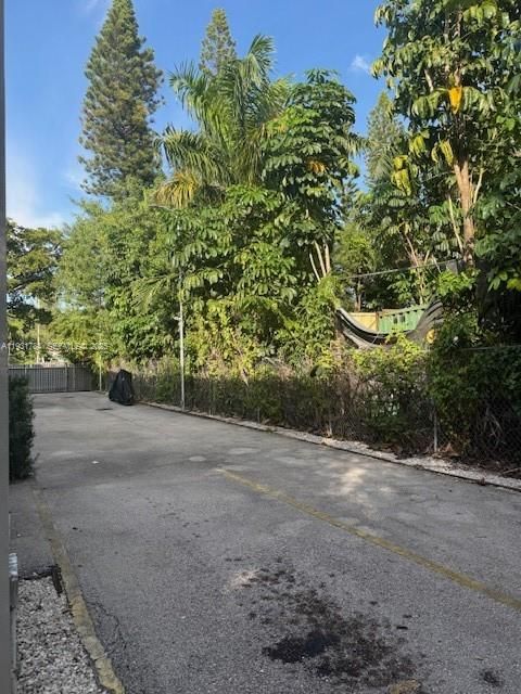 For Rent: $2,500 (1 beds, 1 baths, 0 Square Feet)