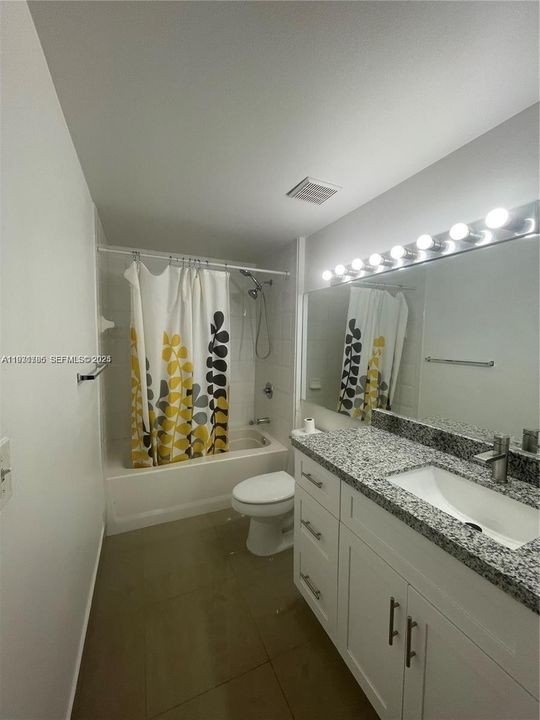 For Rent: $1,800 (1 beds, 1 baths, 691 Square Feet)