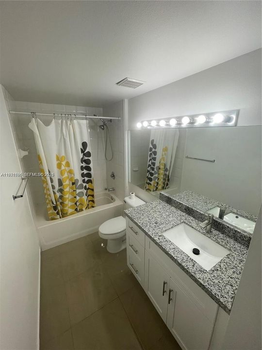 For Rent: $1,800 (1 beds, 1 baths, 691 Square Feet)