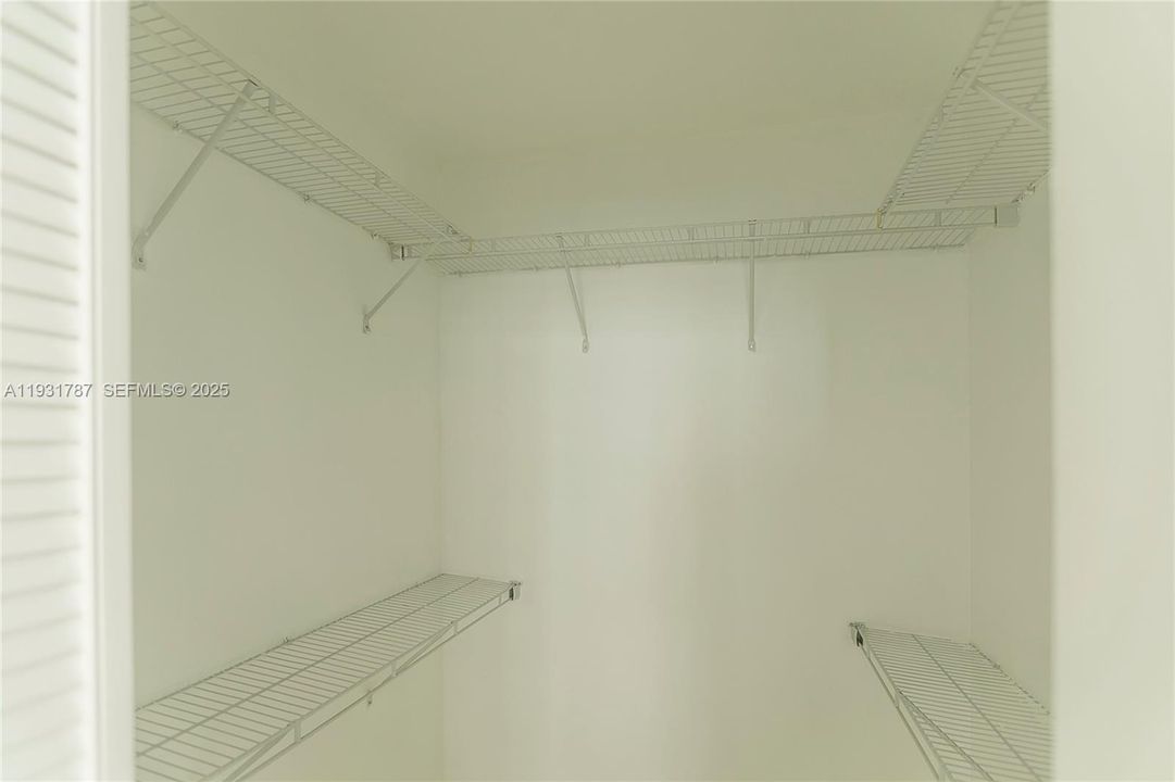 На продажу: $450,000 (1 спален, 1 ванн, 846 Квадратных фут)