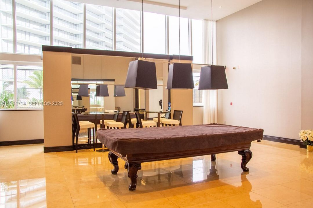 For Rent: $6,500 (2 beds, 2 baths, 1591 Square Feet)