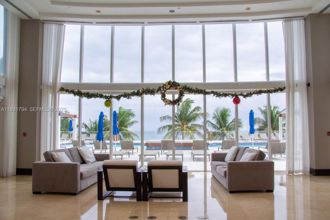 For Rent: $6,500 (2 beds, 2 baths, 1591 Square Feet)