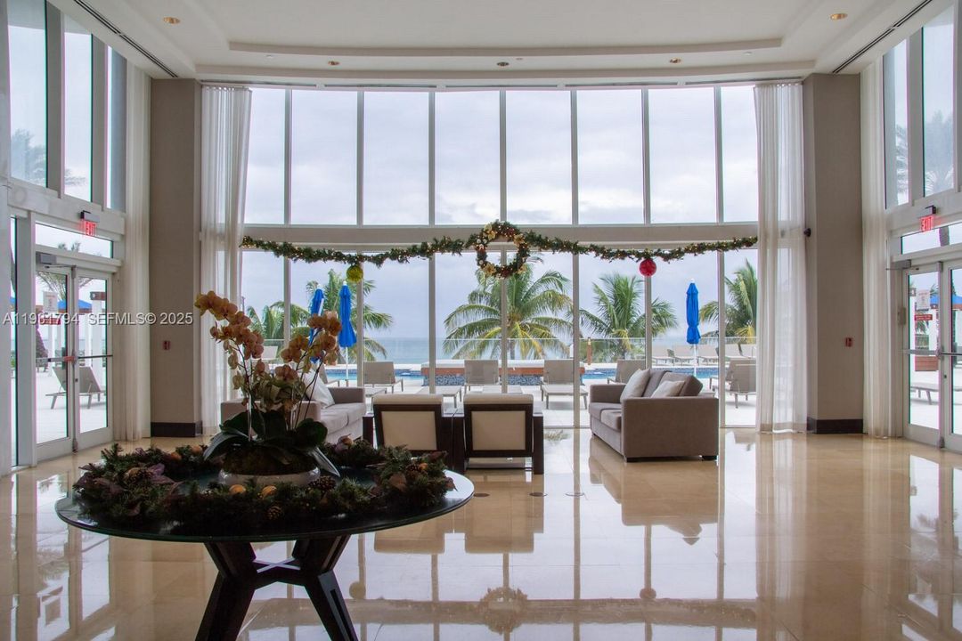 For Rent: $6,500 (2 beds, 2 baths, 1591 Square Feet)