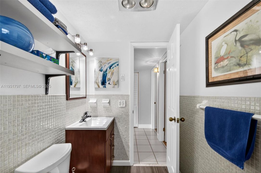 待售: $234,900 (2 贝兹, 2 浴室, 812 平方英尺)