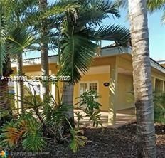 For Rent: $1,598 (2 beds, 1 baths, 770 Square Feet)