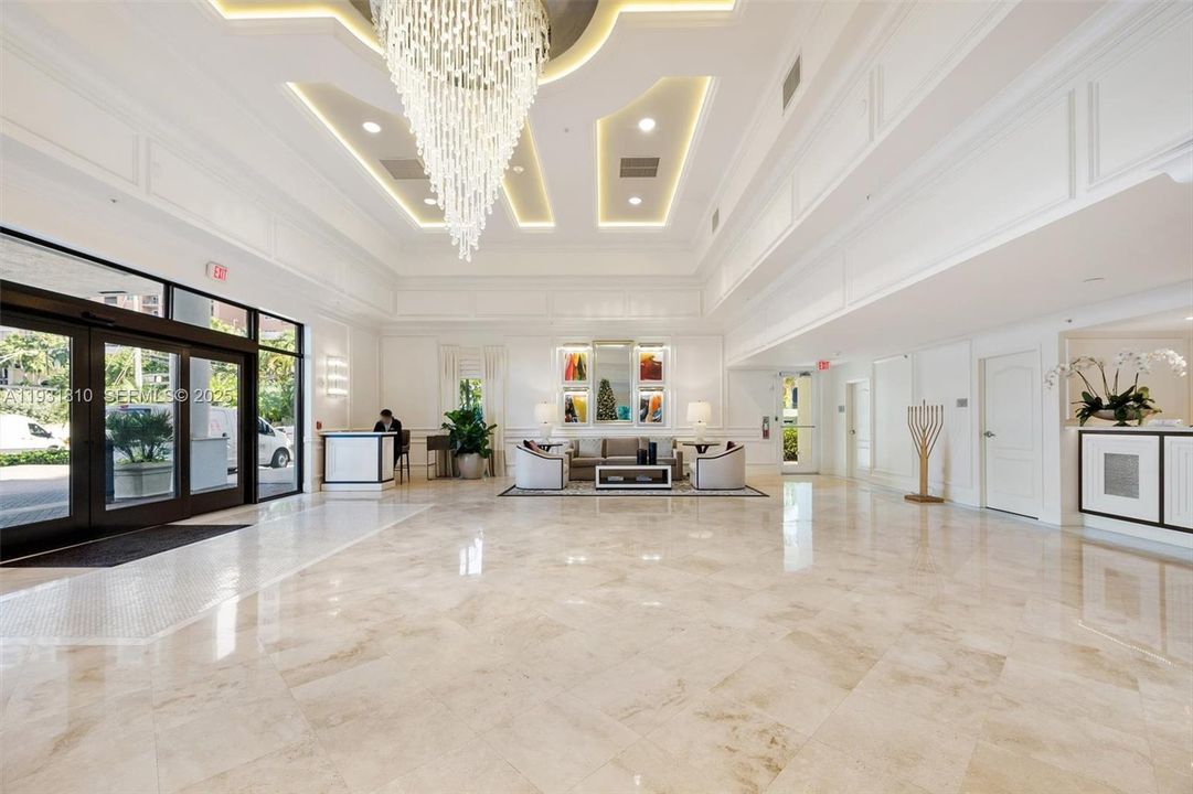 En Venta: $1,149,000 (3 camas, 2 baños, 1934 Pies cuadrados)