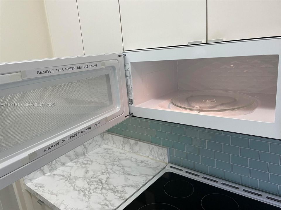 出租: $1,795 (1 贝兹, 1 浴室, 640 平方英尺)