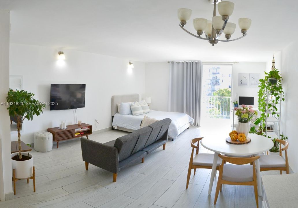 出租: $1,650 (0 贝兹, 1 浴室, 576 平方英尺)